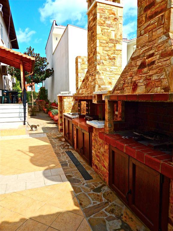 Panorama Apartments And Studios Chrysi Ammoudia Bagian luar foto